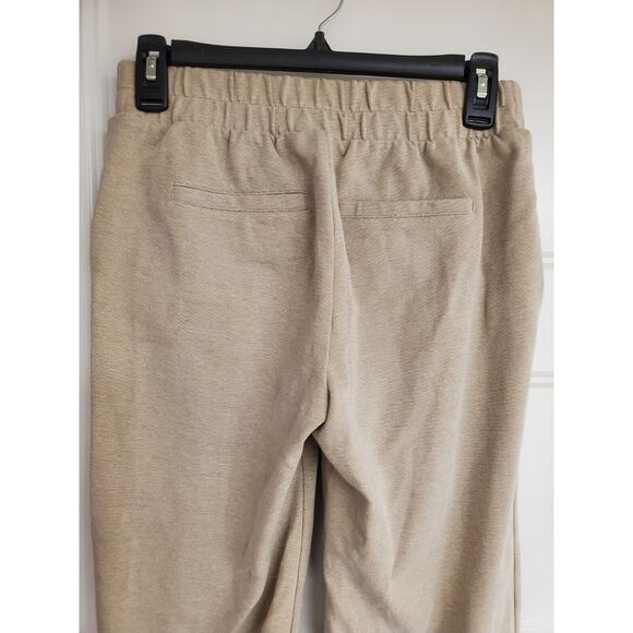 Women's a new day Khaki Colored Pleated Crop Sweatpants | Size XS - Picture 4 of 8